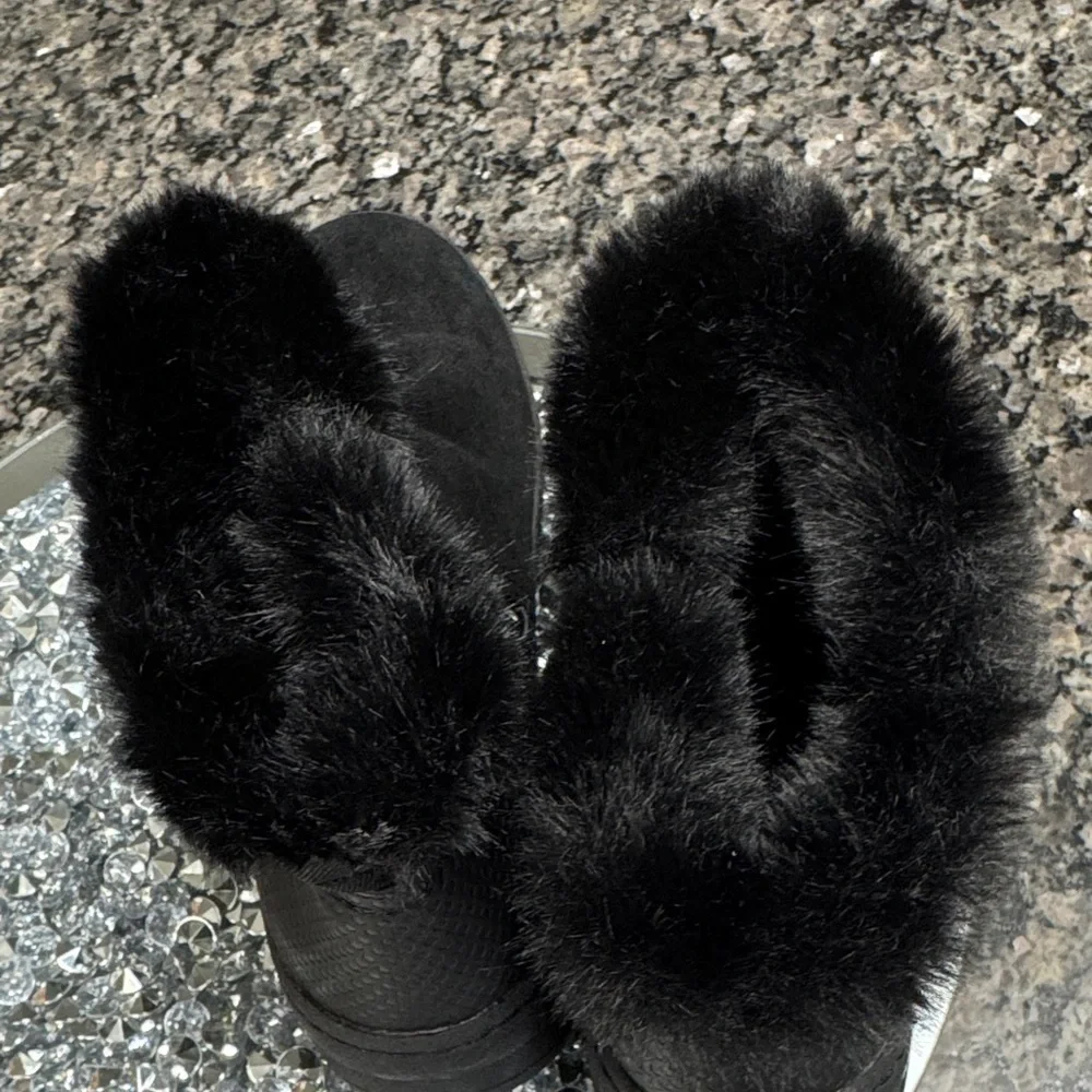 BareTraps Black Fur-Lined suede water resistant winter Boots NWT 8.5
